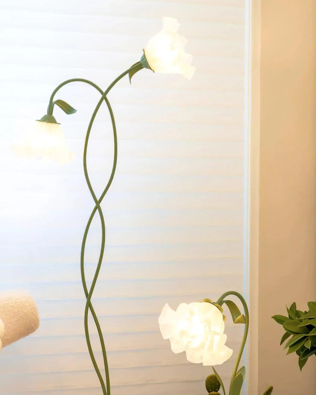 Calla Flower Floor Lamp