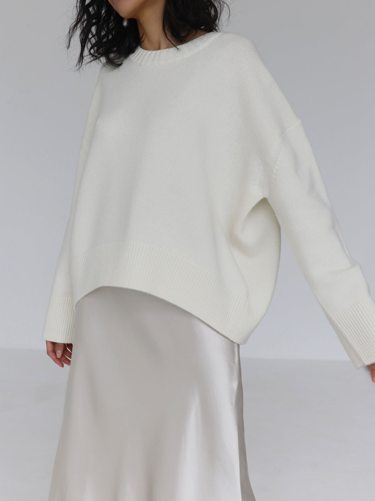 Knit Sweater Womens Crew Neck Ribbed Cuff Drop Shoulder Pullover